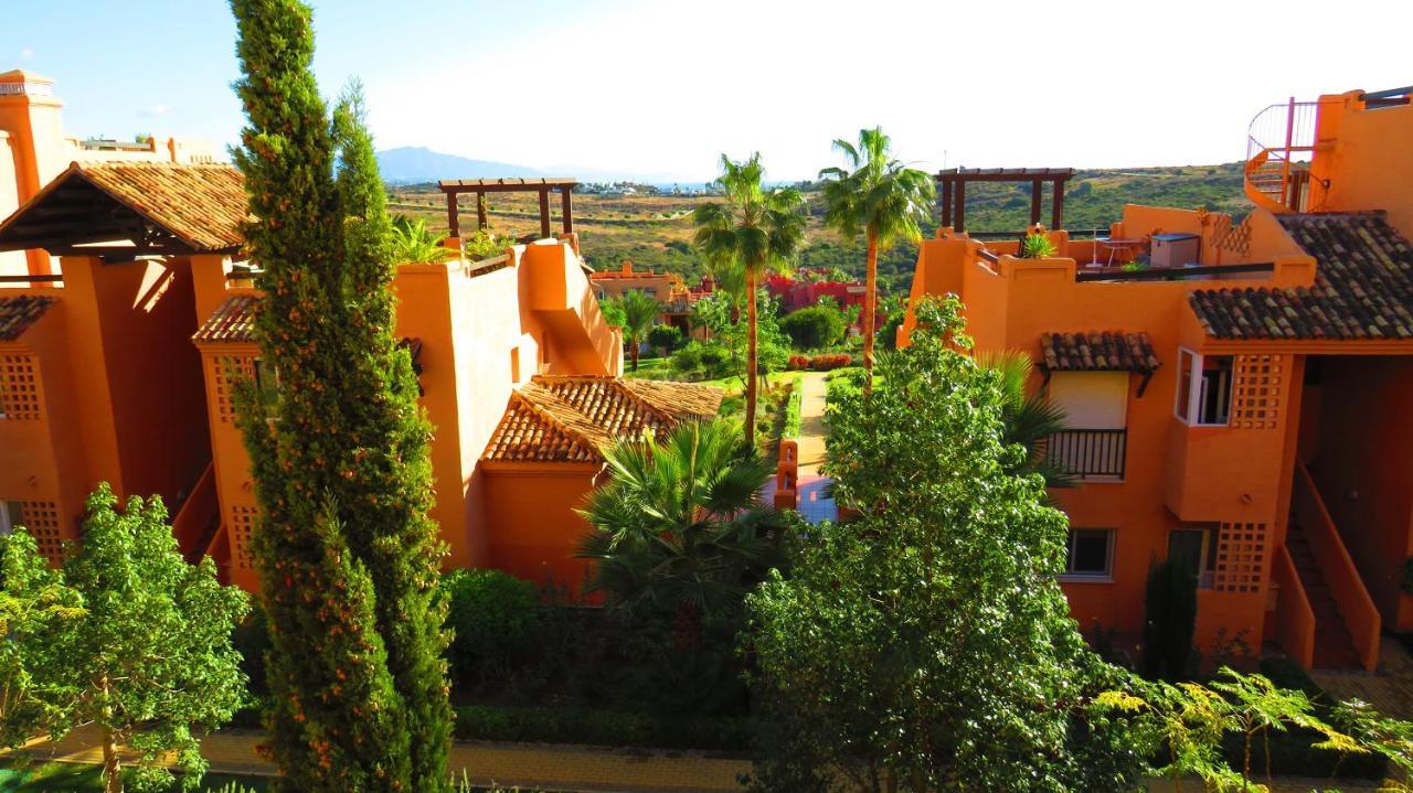 Casares Vacations Apartment Exterior photo